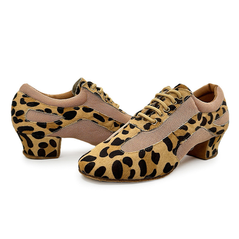 Nuove scarpe latine Moda donna - Zebra Tablet Accessories recensione e prezzo