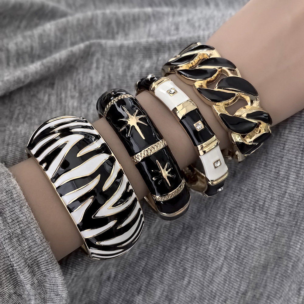 Braccialetti larghi in metallo - Zebra Tablet Accessories recensione e prezzo